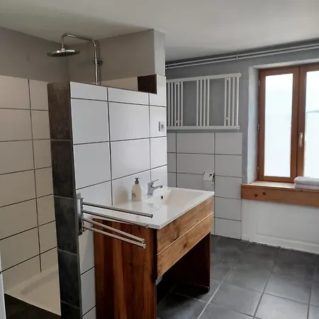 1 A 4 Pers * Granges-Aumontzey